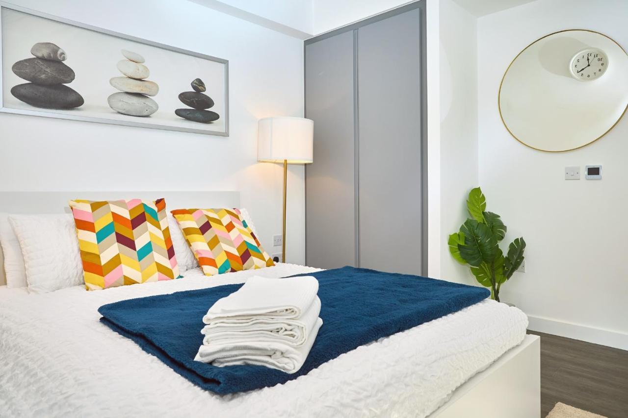 Morden Lovely 3Bedroom Apartment London Abbey Wood Exteriér fotografie