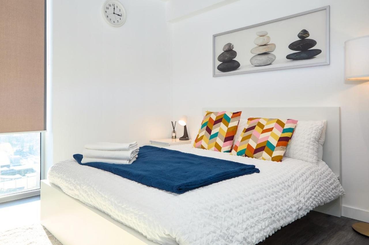 Morden Lovely 3Bedroom Apartment London Abbey Wood Exteriér fotografie