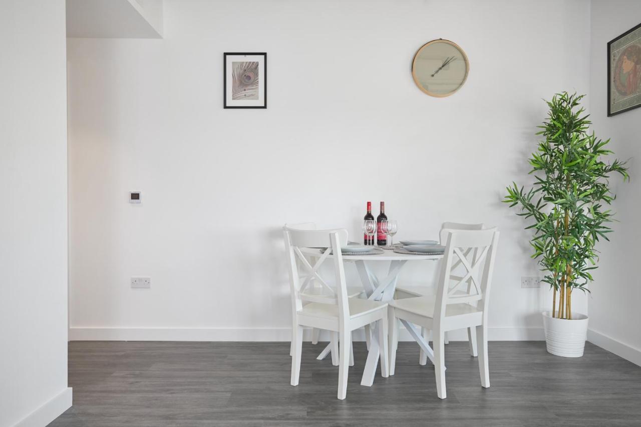 Morden Lovely 3Bedroom Apartment London Abbey Wood Exteriér fotografie